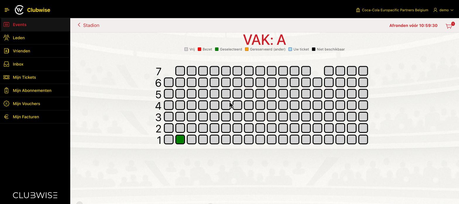 Plaatsselectie binnen een vak: groen is je eigen selectie, met een aftel-timer rechtsboven om de reservering af te ronden.
